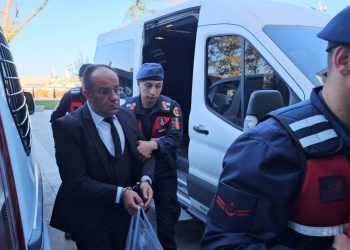 Cinayetten tutuklu sevgililer ilk duruşmada suçu birbirlerinin üzerine attı